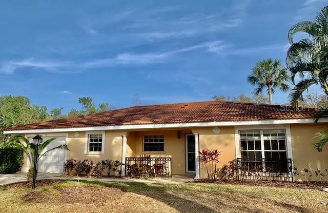 110 49TH COURT E - 110 49th Street East, Manatee County, FL 34221