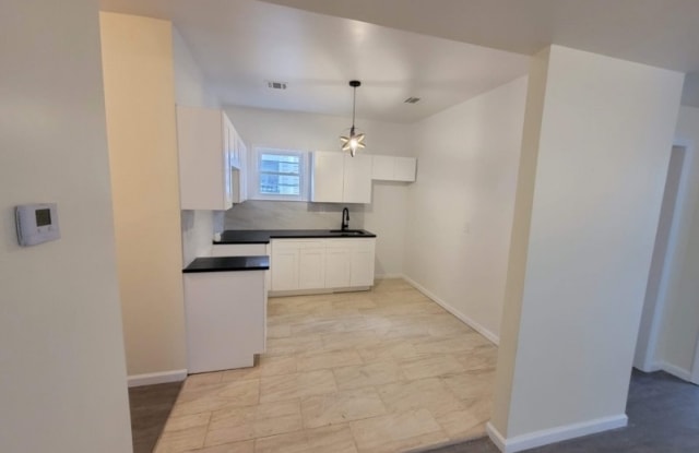 31 Seymour Ave, Apt 1 - 31 Seymour Avenue, Newark, NJ 07108