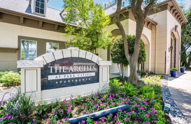 The Arches at Park Cities