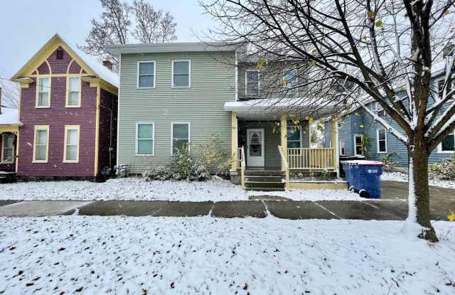 Four Bedroom Home in Southeast Grand Rapids