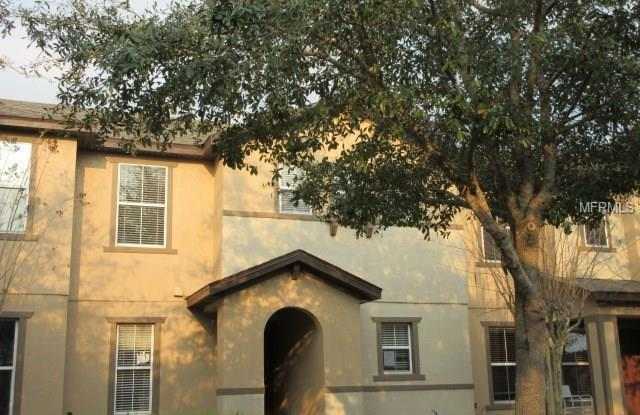 Photo of Townhome with two car garage in Avalon Park