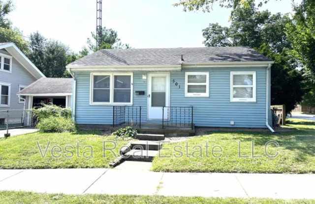 Photo of 501 University Ave