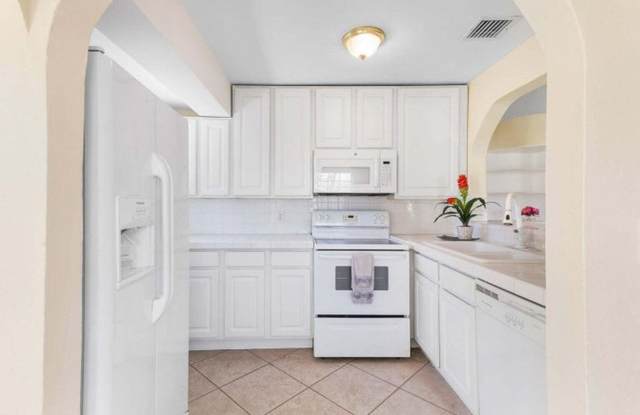 272 NE 13th Street, Delray Beach, FL 33483