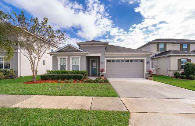 902 GRAND HILLTOP DRIVE