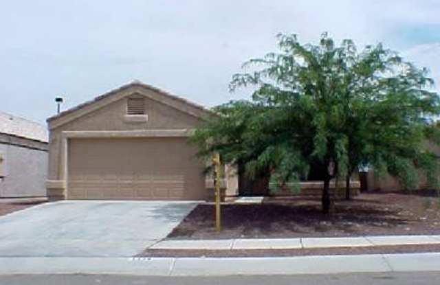 1334 W Desert Cloud Place - 1334 West Desert Cloud Place, Oro Valley, AZ 85737