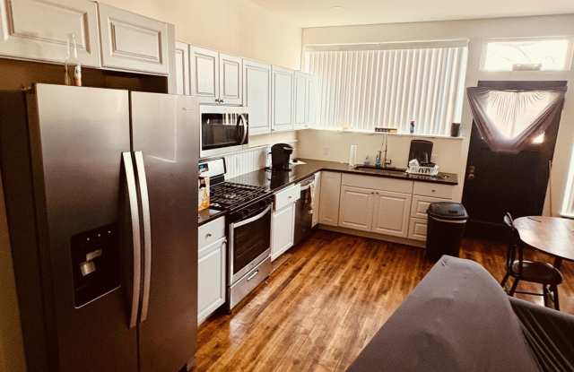 Photo of 517 Delaware Avenue