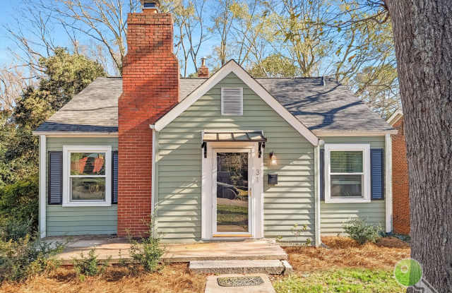 Photo of Charming Updated 2BR Home Near Downtown Greenville