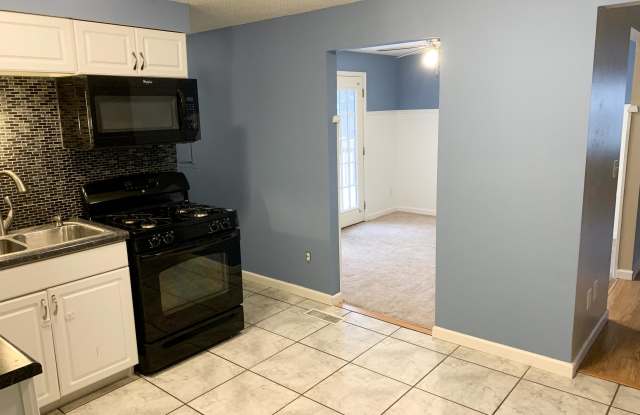 2812 Kingsland Court