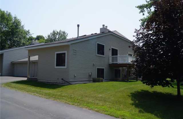 5509 Pompano Drive