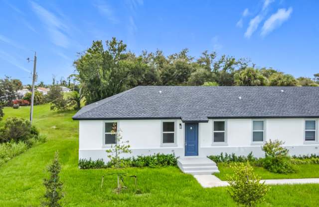 Photo of 260 Rotonda Boulevard West Unit C (NEW)