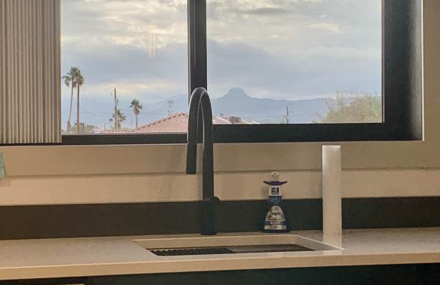 Photo of 350 North Lake Havasu Avenue