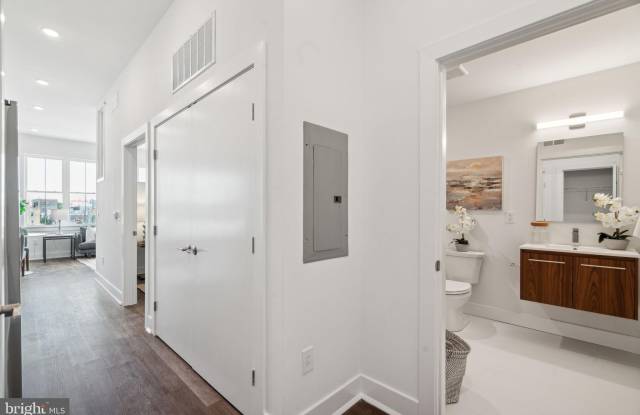 Photo of 813 N Broad St