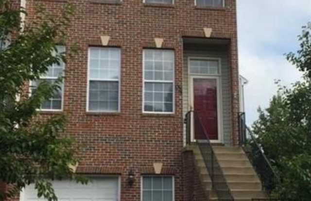 2519 JAMES MONROE Circle