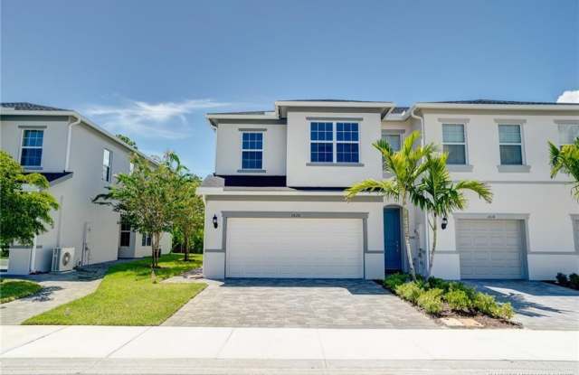 1820 SE Ocean Cove Way - 1820 SE Ocean Cove Way, Stuart, FL 34996