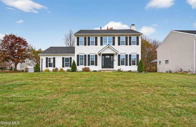 Photo of 716 Adams Circle