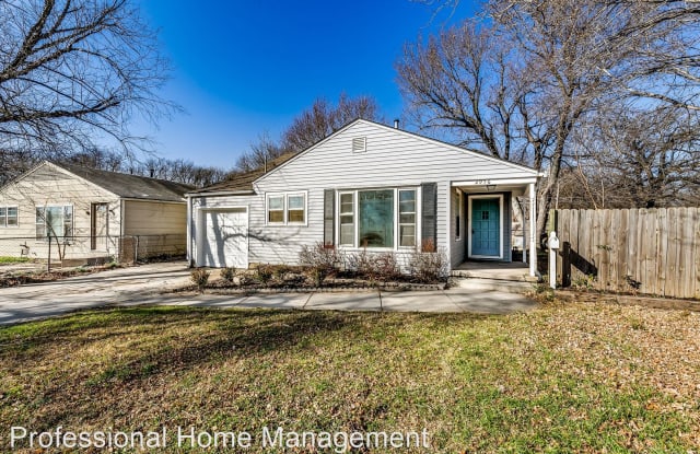 2956 E Range Rd - 2956 East Range Road, Wichita, KS 67216