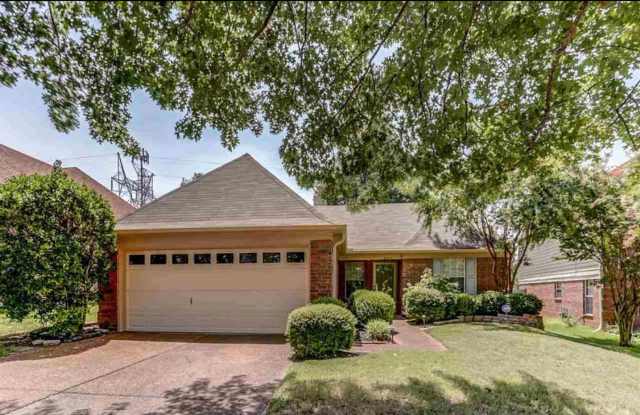8917 Fulton Cove