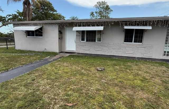 Photo of 300 SW 9th Ave