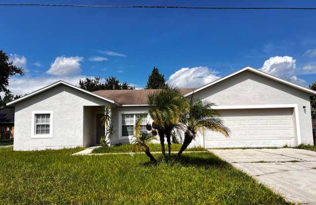 4-bedroom 2 bath spacious home