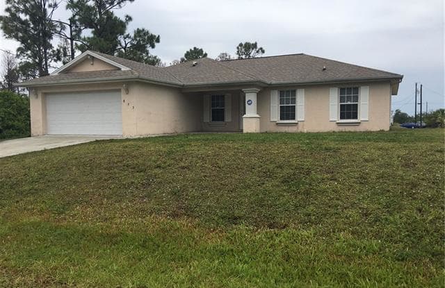 833 Vance ST E - 833 Vance St E, Lehigh Acres, FL 33974