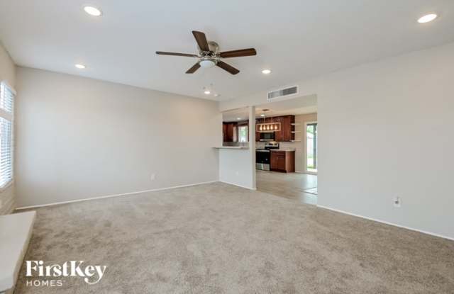 7322 East Lakeside Drive