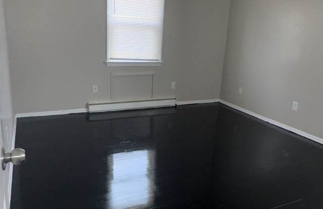 10 Springside Avenue - 2