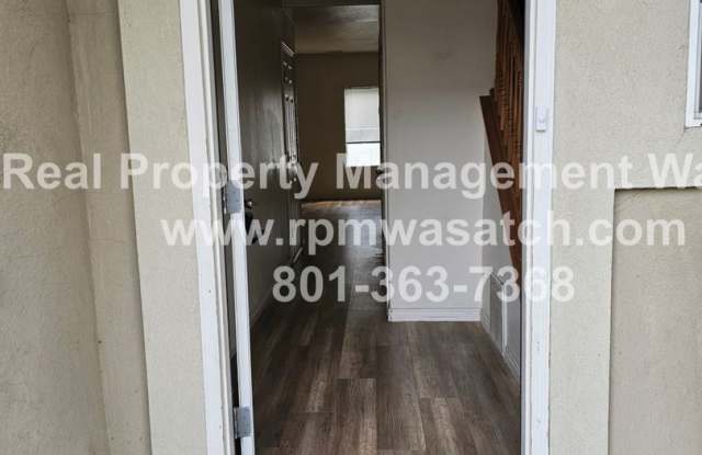 Photo of Come See This 3 Bedroom 2.5 Bathroom Town Home in West Valley City
