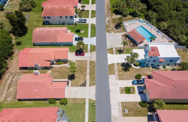 1502 N DAYTONA AVENUE