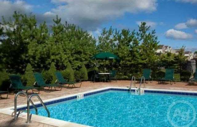61 Village Plaza Drive Unit E32