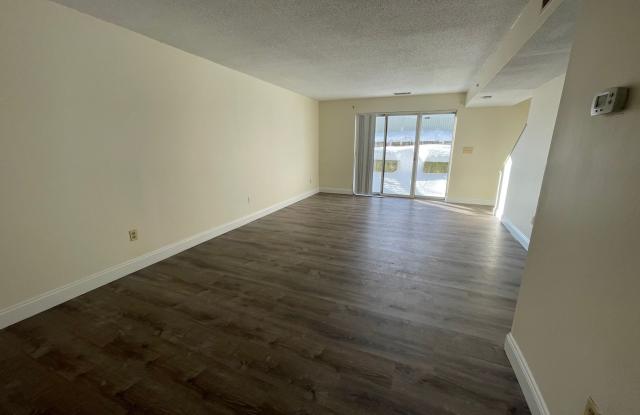 2bed/1.5 bath in Brighton