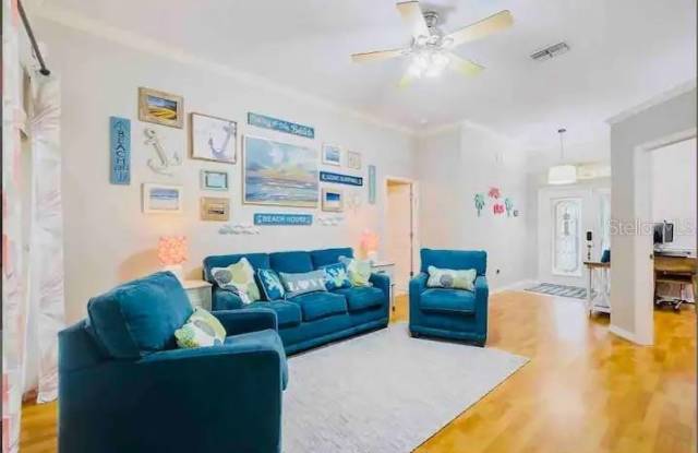 4051 SOUTHERN MANOR COURT