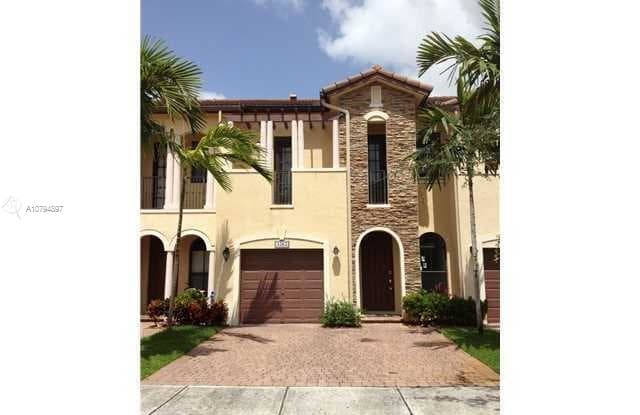 3262 NW 103rd Path - 3262 NW 103rd Path, Doral, FL 33172