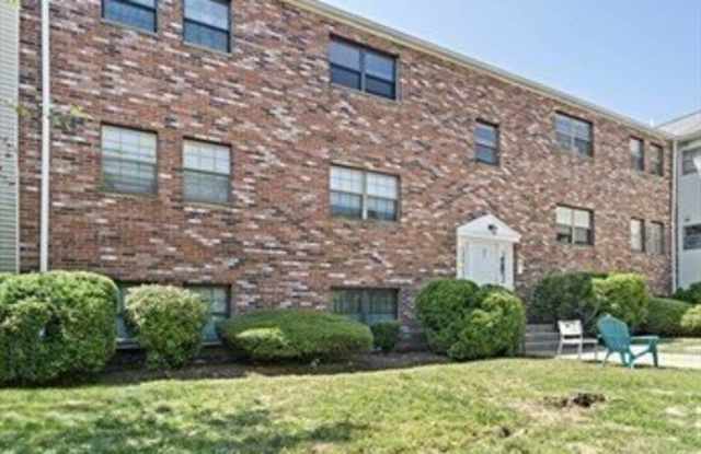 8 Jackson Street unit: B-4