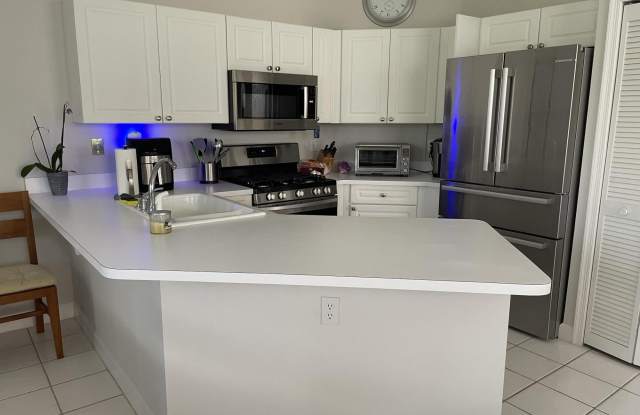 Photo of 8265 Heritage Club Drive