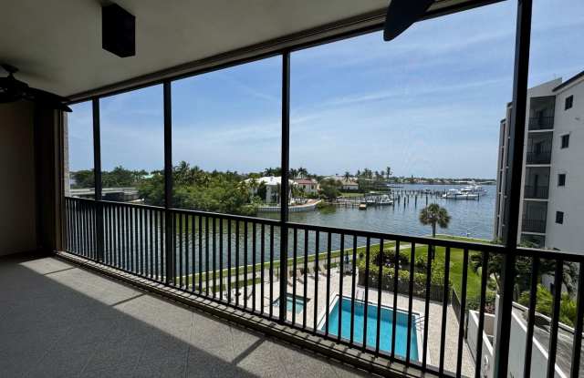 11370 TWELVE OAKS WAY 418 - 1