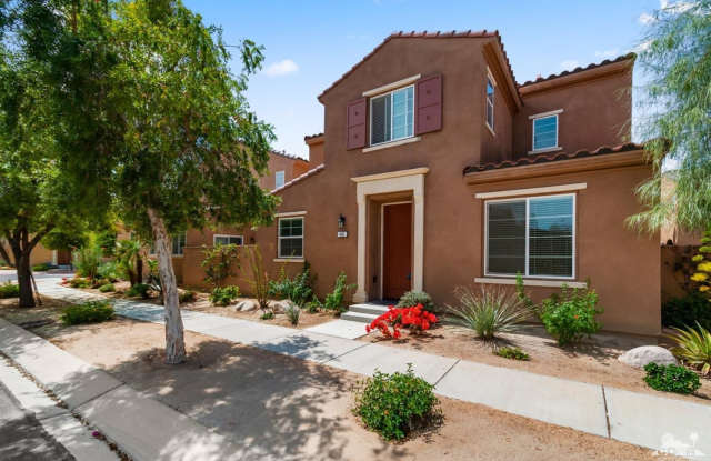 3 Beds 2.5 Baths Spanish Walk Villa Palm Desert