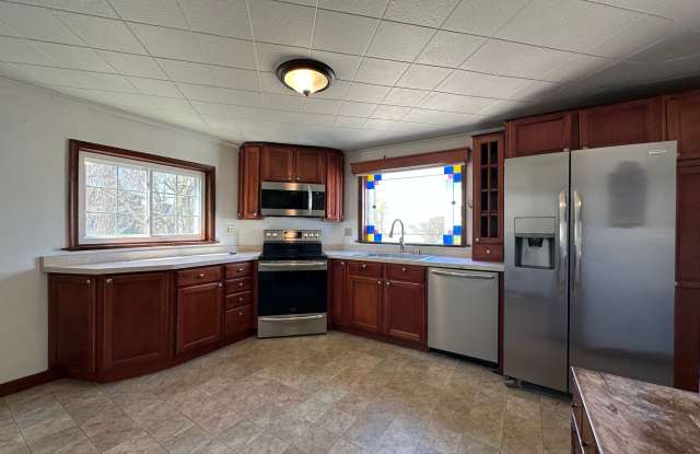 3 Bedroom Single Family House- Two Rivers, Wi