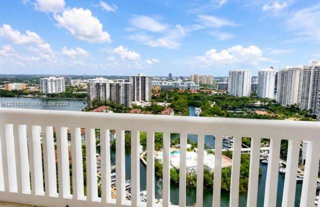 2000 Island Blvd #2710, Aventura, FL 33160