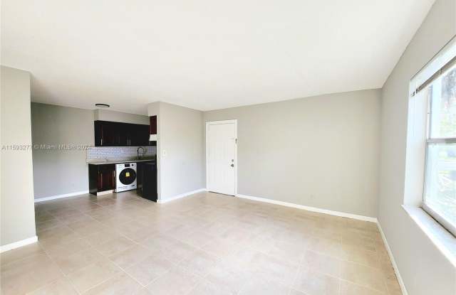 191 SW 15th St