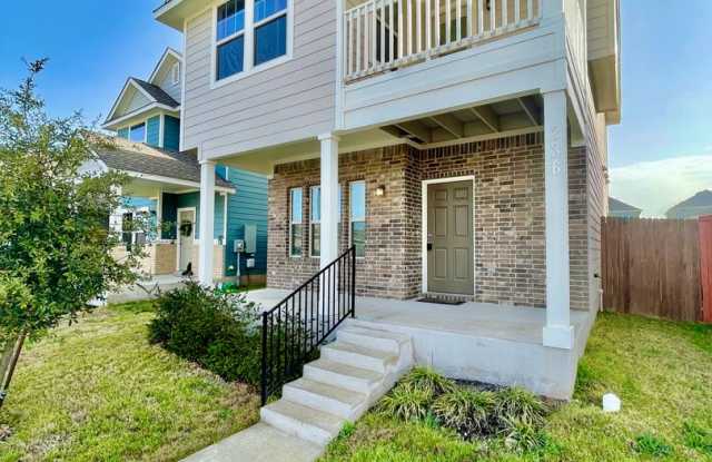 Blanco Vista Charmer