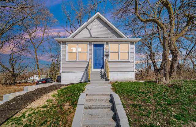 Remodeled Beautiful Ranch Home - 1228 East Ridge Road, Gary, IN 46409