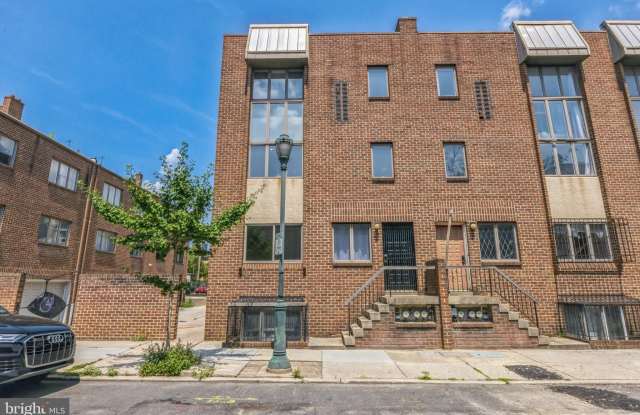 Photo of 1928 RODMAN Street unit: A