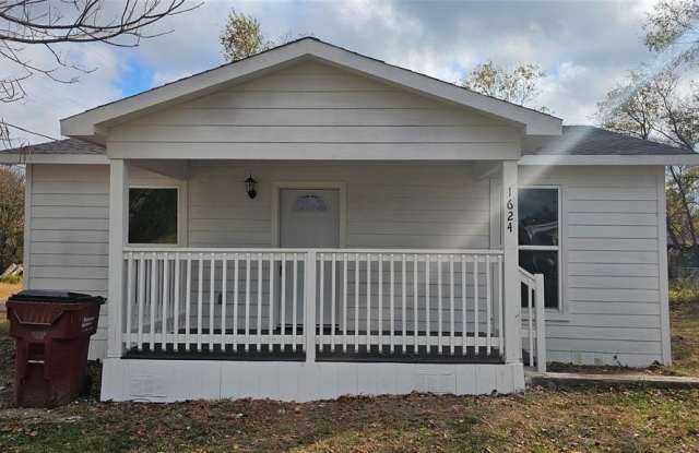 Photo of 1624 Cedar Street