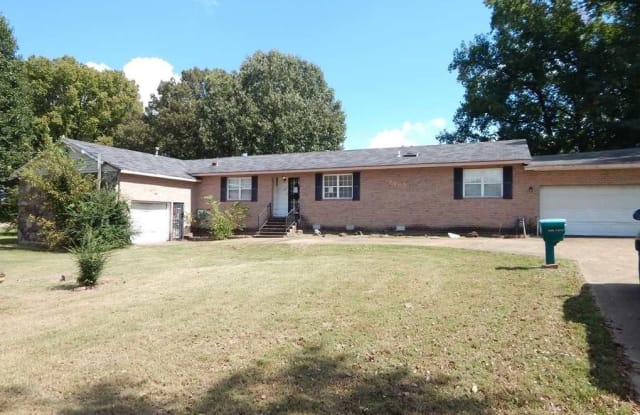 3864 Hobson Rd - 3864 Hobson Road, Memphis, TN 38128