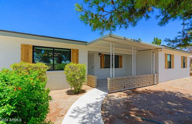 15940 W MORNING VISTA Lane