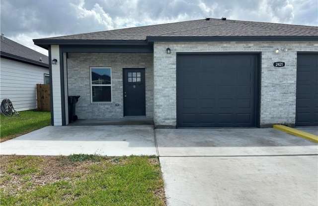 Photo of 2421 Summit Road unit: A