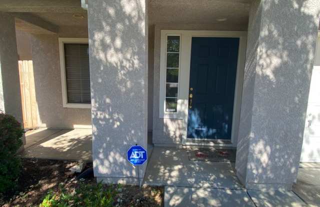 Spacious Folsom Home Near Sandra Gallardo School, and Intel