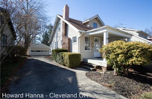 888 Montford Road - 888 Montford Road, Cleveland Heights, OH 44121