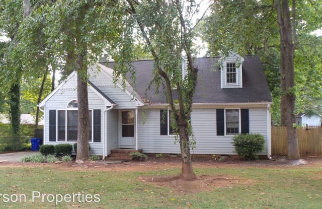 105 N. Overland Dr - 105 N Overland Dr, Mebane, NC 27302