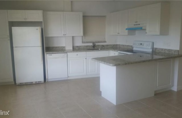 2414 ne 25th place - 2414 NE 25th Pl, Fort Lauderdale, FL 33305